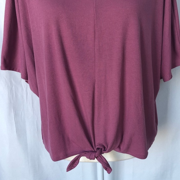 Old Navy Ribbed Tie Front Drop Sleeve Tee in Dusty Pink - Picture 5 of 11